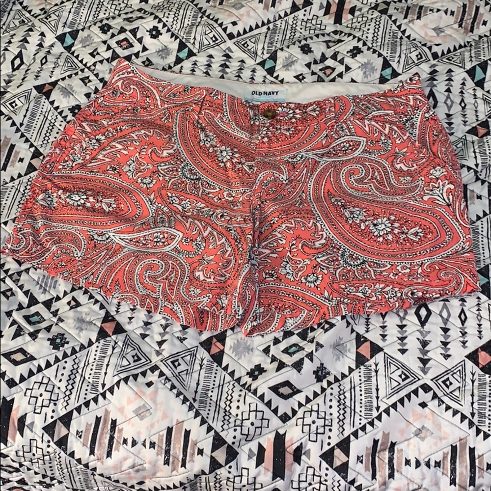 Old navy shorts size 10 perfect condition